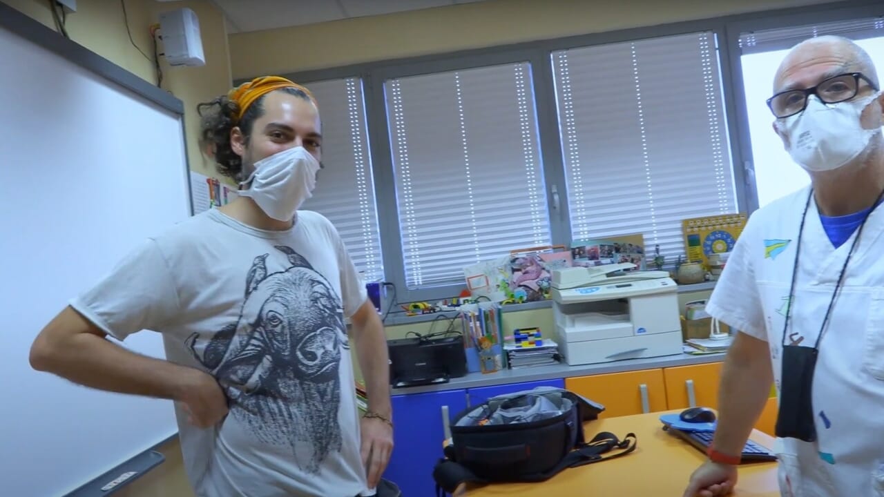 Raccolta fondi per “L’Altalena”,documentario sulla scuola in ospedale Raccolta fondi per “L’Altalena”,documentario sulla scuola in ospedale