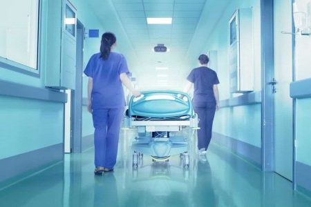 OSS, fine del precariato: avviate le procedure di stabilizzazione