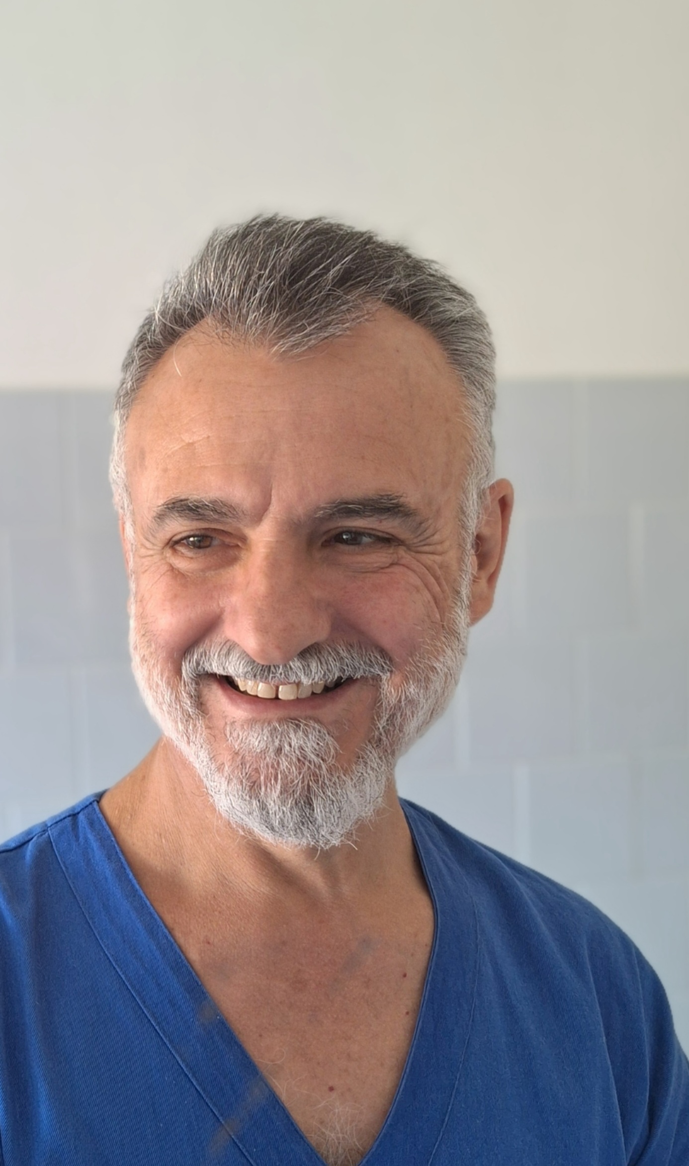 Isili, l’Associazione Volontari Ospedalieri dona una lavasciuga al Reparto di Medicina dell’Ospedale